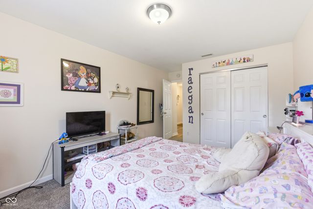 8684 Captain Drive, Avon, IN 46123