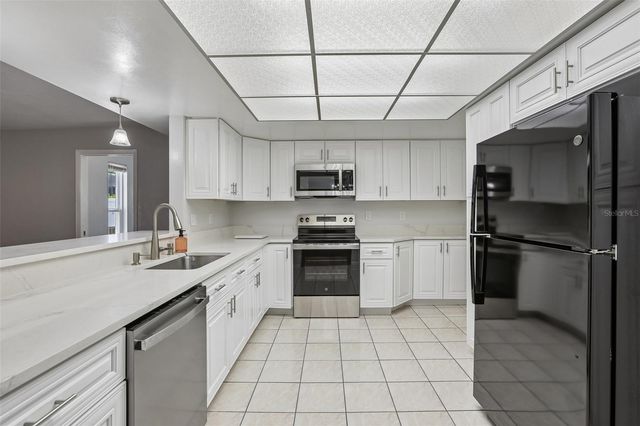 13178 88TH AVENUE N, Seminole, FL 33776