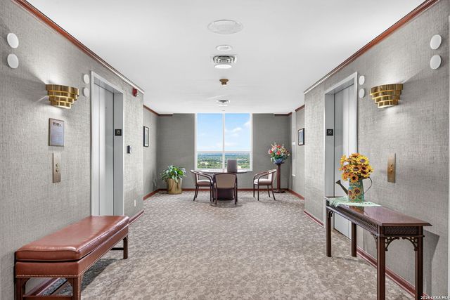 1 Towers Park Ln Apt 1813, San Antonio, TX 78209