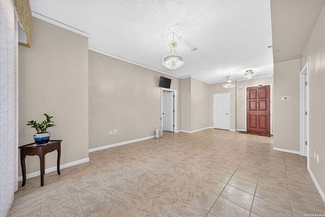 1 Towers Park Ln Apt 1813, San Antonio, TX 78209