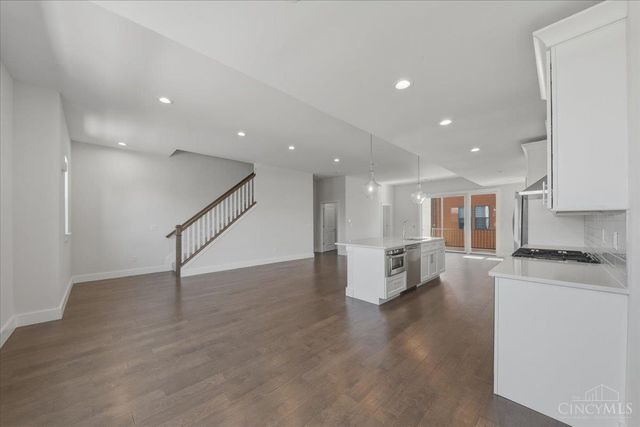 3912 Edwards Road, Cincinnati, OH 45209