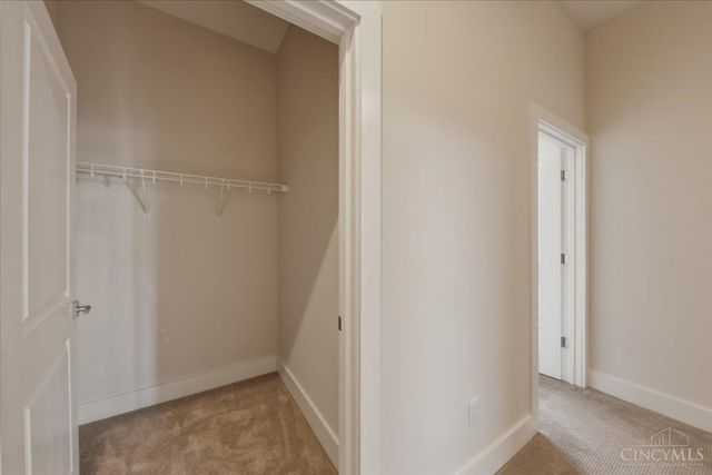 3912 Edwards Road, Cincinnati, OH 45209