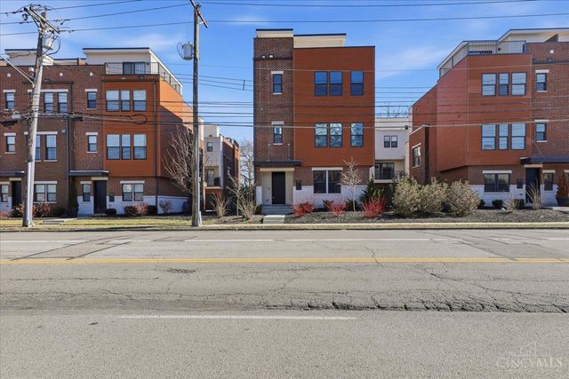 3912 Edwards Road, Cincinnati, OH 45209