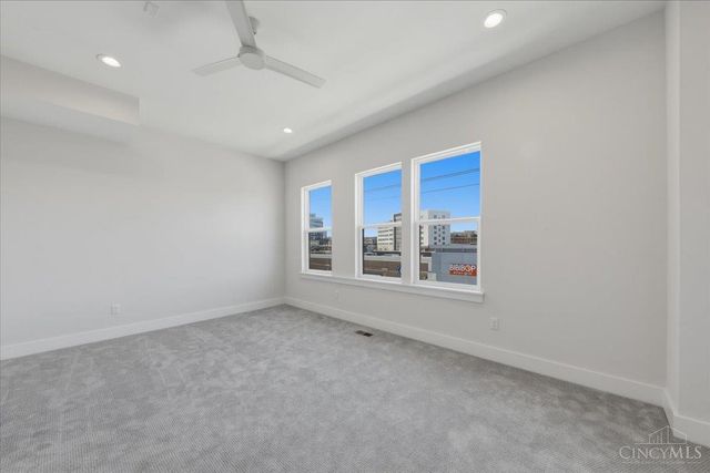 3912 Edwards Road, Cincinnati, OH 45209