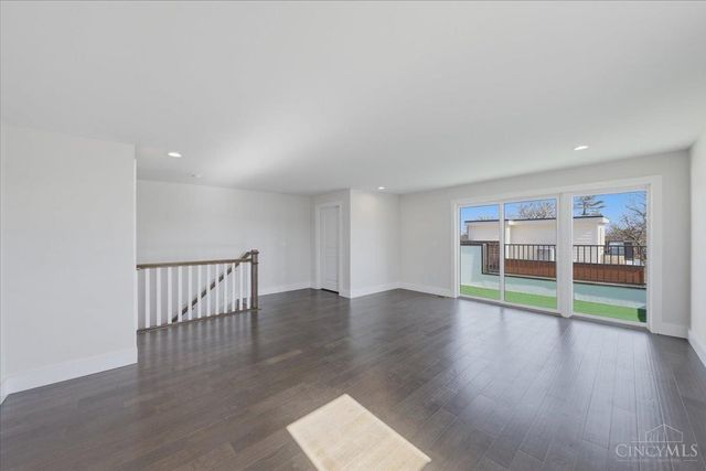 3912 Edwards Road, Cincinnati, OH 45209