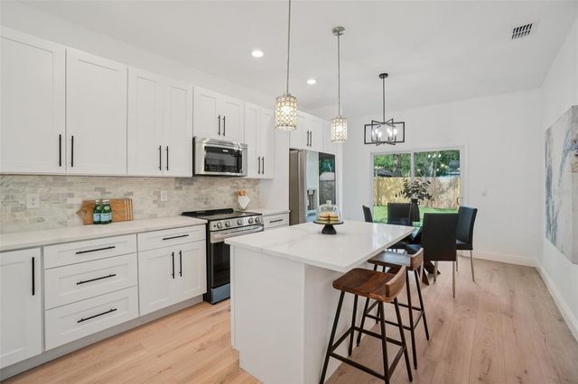 1606 E MAPLE AVE, Tampa, FL 33604