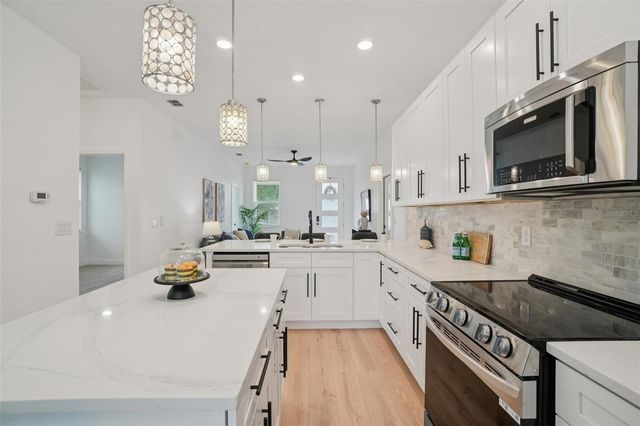 1606 E MAPLE AVE, Tampa, FL 33604