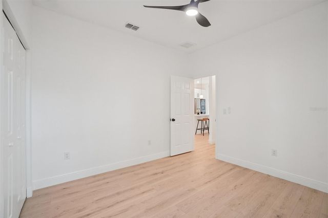 1606 E MAPLE AVE, Tampa, FL 33604