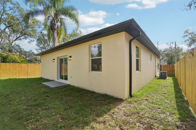 1606 E MAPLE AVE, Tampa, FL 33604