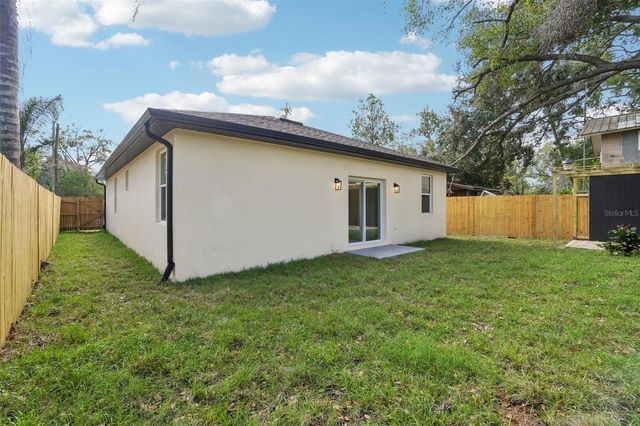 1606 E MAPLE AVE, Tampa, FL 33604