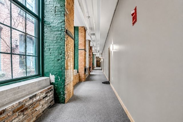 200 Market St B37, Lowell, MA 01852