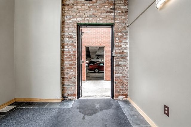 200 Market St B37, Lowell, MA 01852