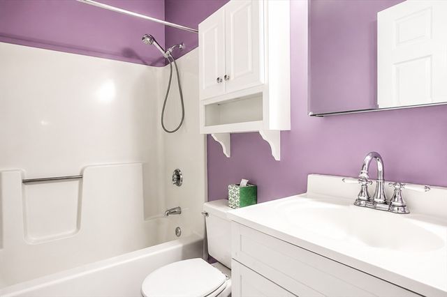 200 Market St B37, Lowell, MA 01852
