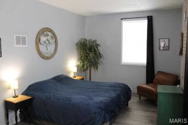 5008 Alabama Avenue, St Louis, MO 63111