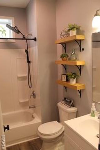 5008 Alabama Avenue, St Louis, MO 63111