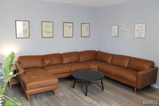 5008 Alabama Avenue, St Louis, MO 63111