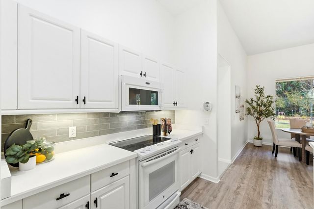 15 CIRCLE CREEK WAY, Ormond Beach, FL 32176