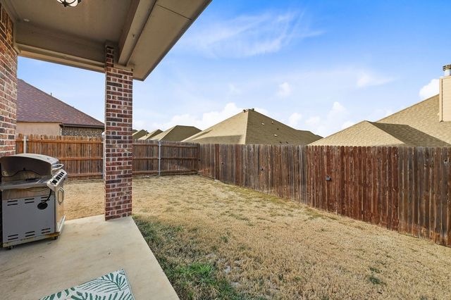 212 Mckittrick Lane, Godley, TX 76044