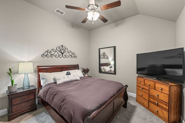 212 Mckittrick Lane, Godley, TX 76044