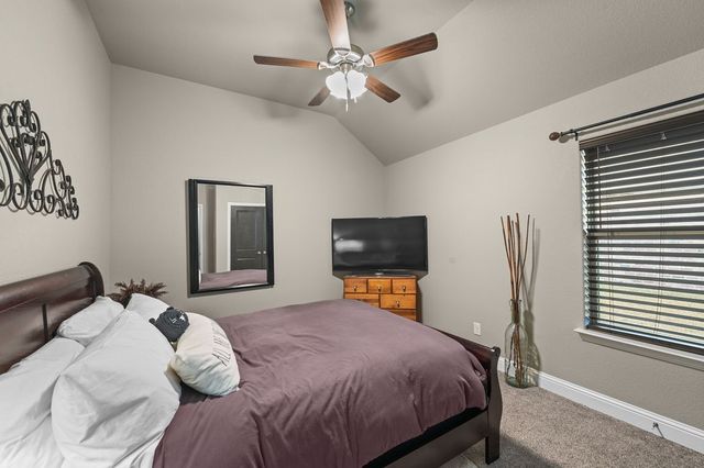 212 Mckittrick Lane, Godley, TX 76044