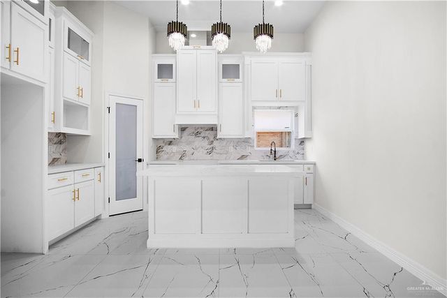 408 Spring Drive, Alton, TX 78573