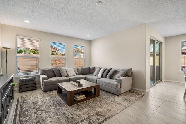 6255 Bryce Canyon Lane NE, Rio Rancho, NM 87144