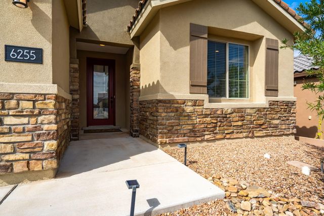 6255 Bryce Canyon Lane NE, Rio Rancho, NM 87144