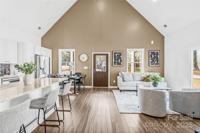 512 N Mulberry Street, Cherryville, NC 28021