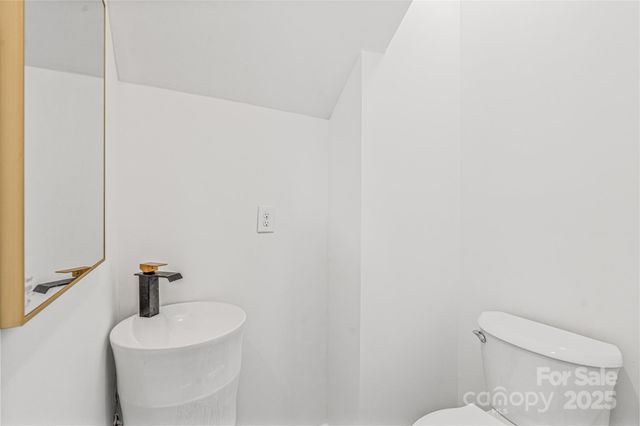 512 N Mulberry Street, Cherryville, NC 28021