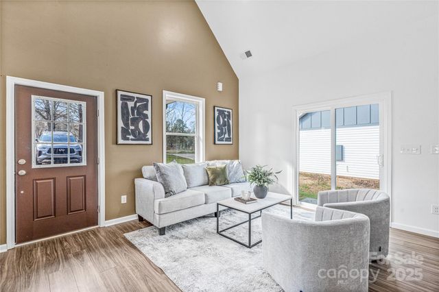 512 N Mulberry Street, Cherryville, NC 28021