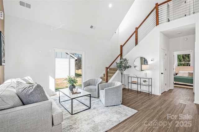 512 N Mulberry Street, Cherryville, NC 28021