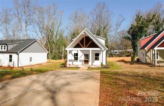 512 N Mulberry Street, Cherryville, NC 28021