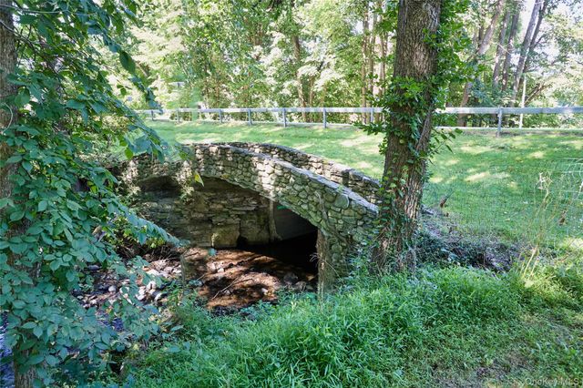 2800 Route 82, Pleasant Valley, NY 12569