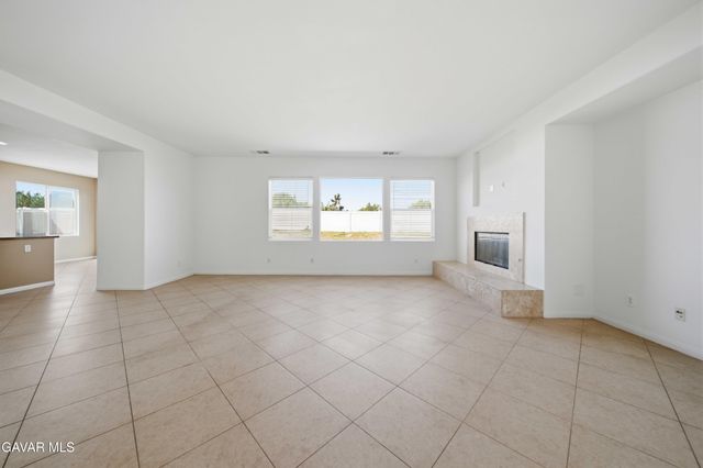 6778 Serrano Avenue, Hesperia, CA 92345