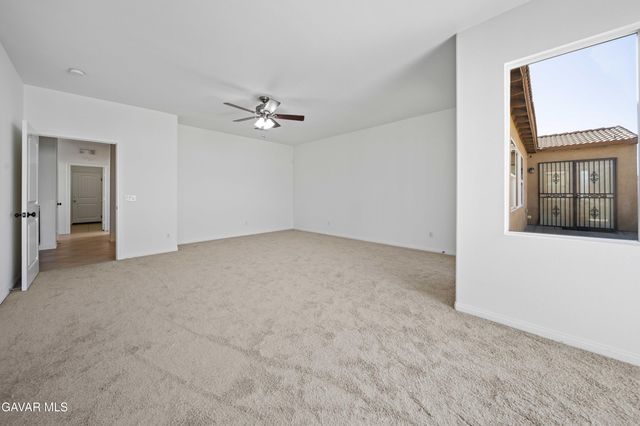 6778 Serrano Avenue, Hesperia, CA 92345