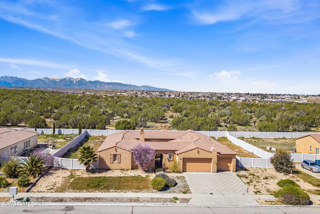 6778 Serrano Avenue, Hesperia, CA 92345