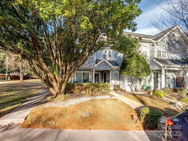 5215 Amity Springs Drive, Charlotte, NC 28212