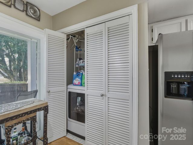 5215 Amity Springs Drive, Charlotte, NC 28212