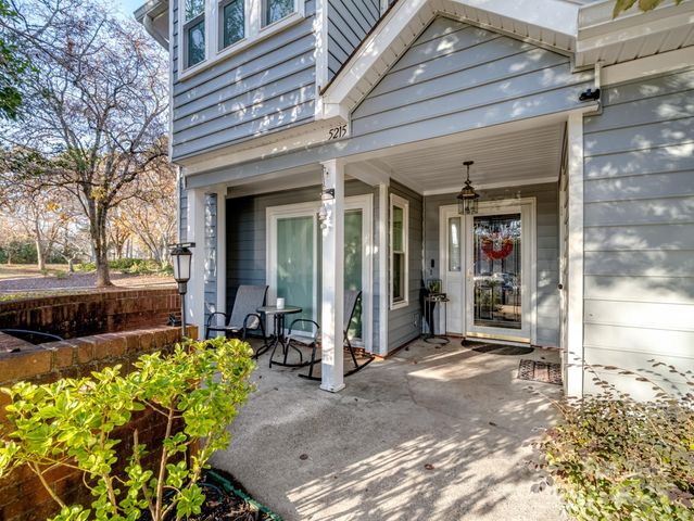 5215 Amity Springs Drive, Charlotte, NC 28212