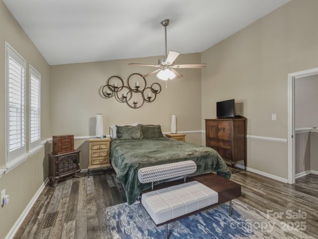 5215 Amity Springs Drive, Charlotte, NC 28212