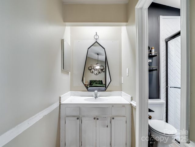 5215 Amity Springs Drive, Charlotte, NC 28212