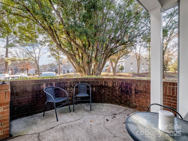 5215 Amity Springs Drive, Charlotte, NC 28212
