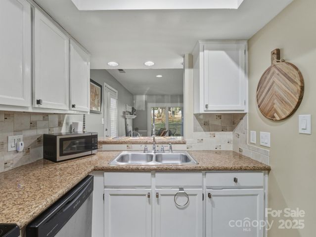 5215 Amity Springs Drive, Charlotte, NC 28212