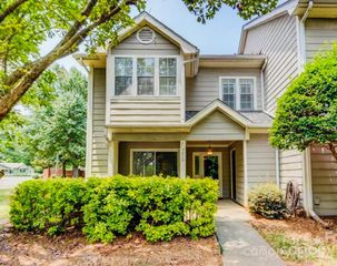 5215 Amity Springs Drive, Charlotte, NC 28212