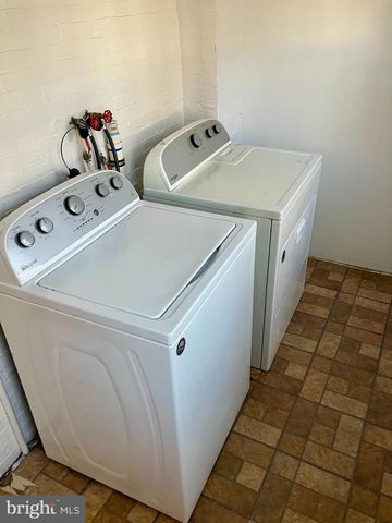 227 S BROADWAY, Gloucester City, NJ 08030