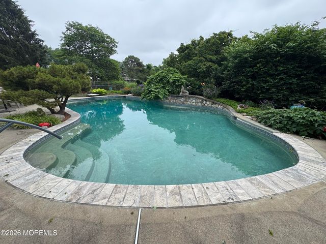 335 Ramtown Greenville Road, Howell, NJ 07731