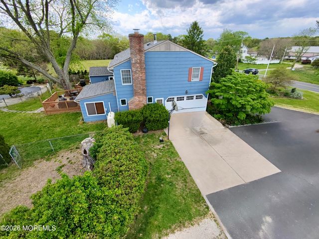 335 Ramtown Greenville Road, Howell, NJ 07731