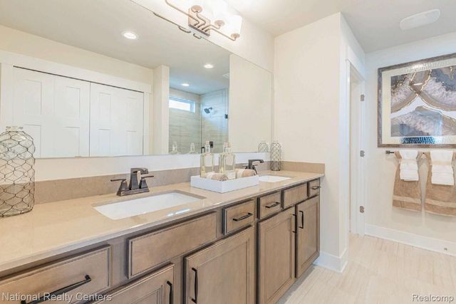 6978 Colony Drive, West Bloomfield Charter Township, MI 48323