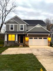 6978 Colony Drive, West Bloomfield Charter Township, MI 48323