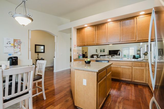 1634 Judith Way, Escalon, CA 95320